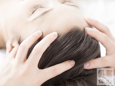 お試し幹細胞頭皮トリートメント｜【東京 港区 北青山】「からだのことなら」は、肌・髪・体・心の悩み改善に「丁寧に寄り添う」メディカル系ケア施術院です。薄毛・抜け毛・フケ・弱毛・頭皮のトラブル・白髪などでお悩みなら1度ご来院下さい。ACトリートメントとリアムール商品を使ったヘッドマッサージで頭皮ケアを行います。