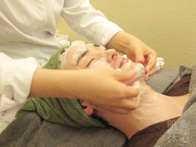 本気のメンズ美容フェイシャルサロンをお探しなら、東京 からだのことならへ｜男性の乾燥肌・ニキビ肌・カミソリ負け・テカリ肌・ザラザラ肌・薄毛の悩みの改善に「ヒト幹細胞と植物幹細胞による」メディカル系フェイシャルエステケア