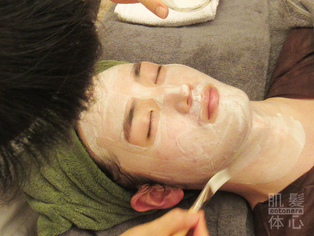 本気のメンズ美容フェイシャルサロンをお探しなら、東京 からだのことならへ｜男性の乾燥肌・ニキビ肌・カミソリ負け・テカリ肌・ザラザラ肌・薄毛の悩みの改善に「ヒト幹細胞と植物幹細胞による」メディカル系フェイシャルエステケア