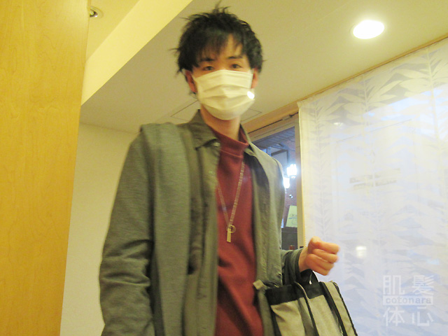 本気のメンズ美容フェイシャルサロンをお探しなら、東京 からだのことならへ｜男性の乾燥肌・ニキビ肌・カミソリ負け・テカリ肌・ザラザラ肌・薄毛の悩みの改善に「ヒト幹細胞と植物幹細胞による」メディカル系フェイシャルエステケア